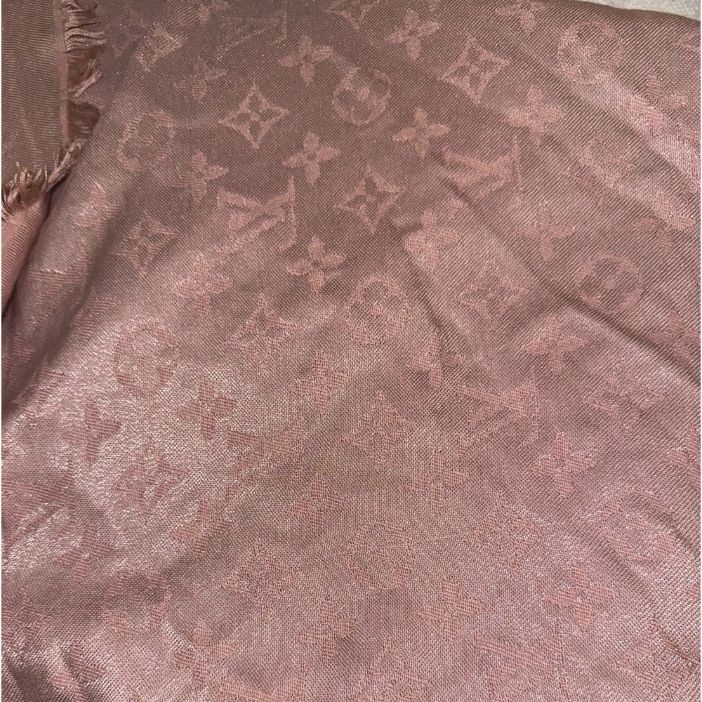 Authentic Pink Louis Vuitton scarf 💕 - Picture 4 of 15
